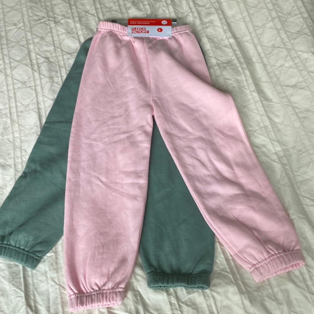 2 pairs jogger pink and green size 6